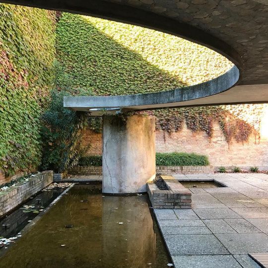 Carlo Scarpa garden... #carloscarpa #venezia #architecturalbiennale #architecture #design