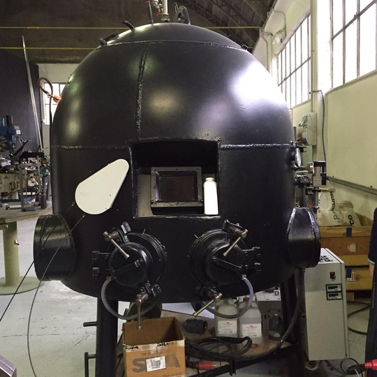 PASSONI's vacuum chamber for welding titanium... #factoryvisit #Italy #handmade #artesian #titanium #simplicity #tbt #moderncraft #attentiontodetail #bicycle #cycling