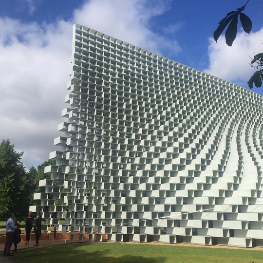 Serpentine Pavilion... #Dinesen #serpentinepavilion #London #breakfastinthepark #dinesendouglas